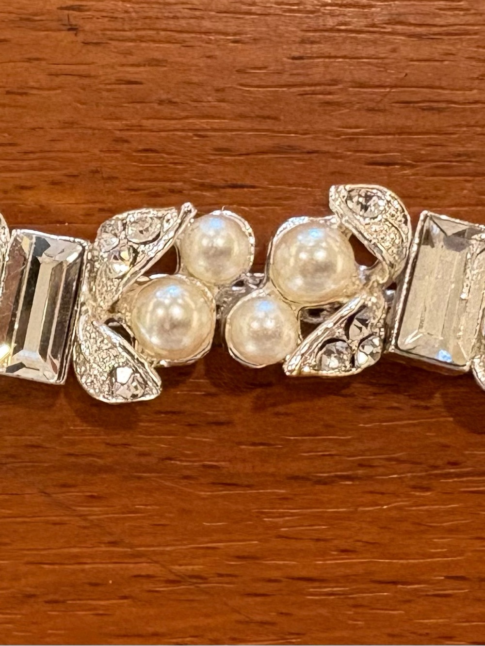 Pearl and Crystal Silver-Tone Belt #9339 - Picture 3 of 3